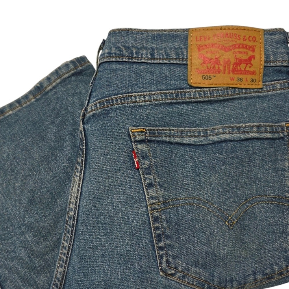 Levi's 505 Regular Fit Mens 36x30 Blue Denim Jeans Straight Leg Workwear